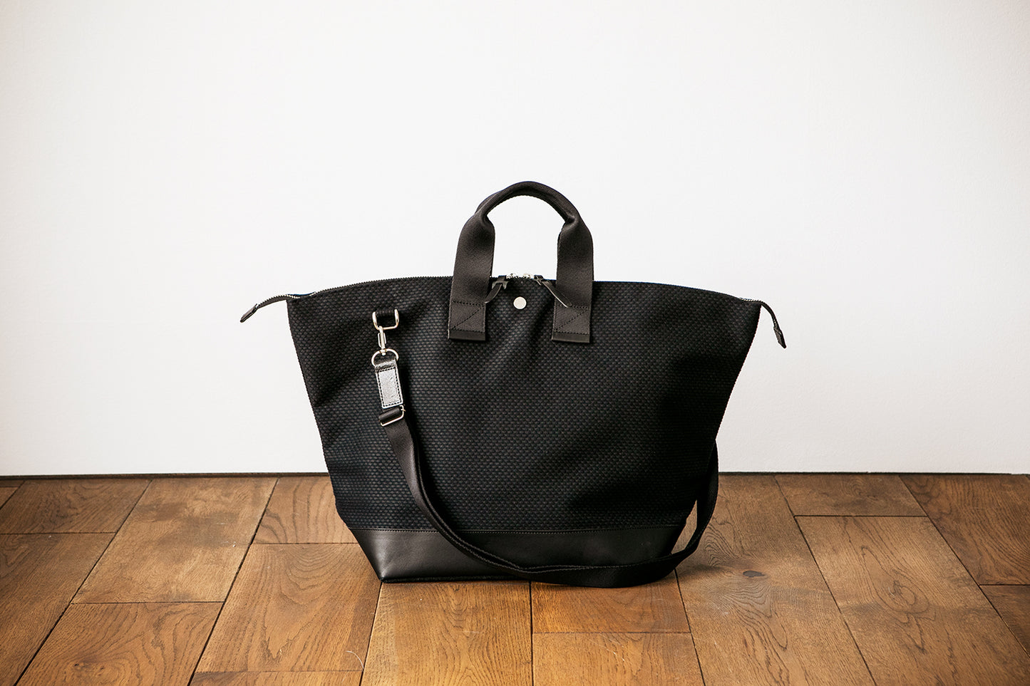 N°32-plus Bowler bag medium + Shoulder strap