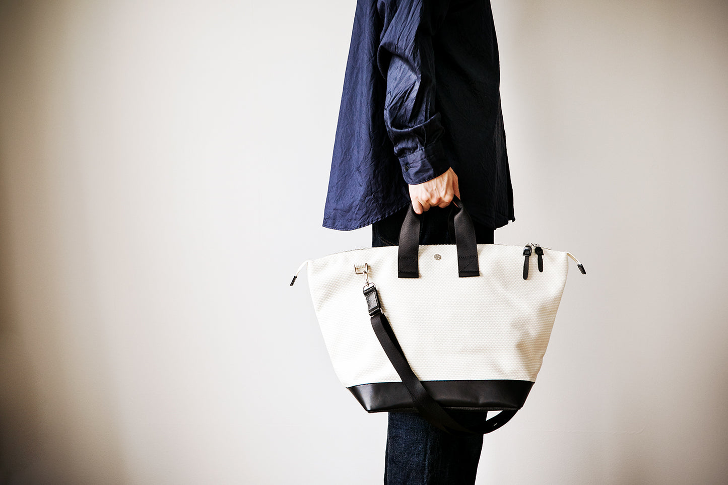 N°32-plus Bowler bag medium + Shoulder strap