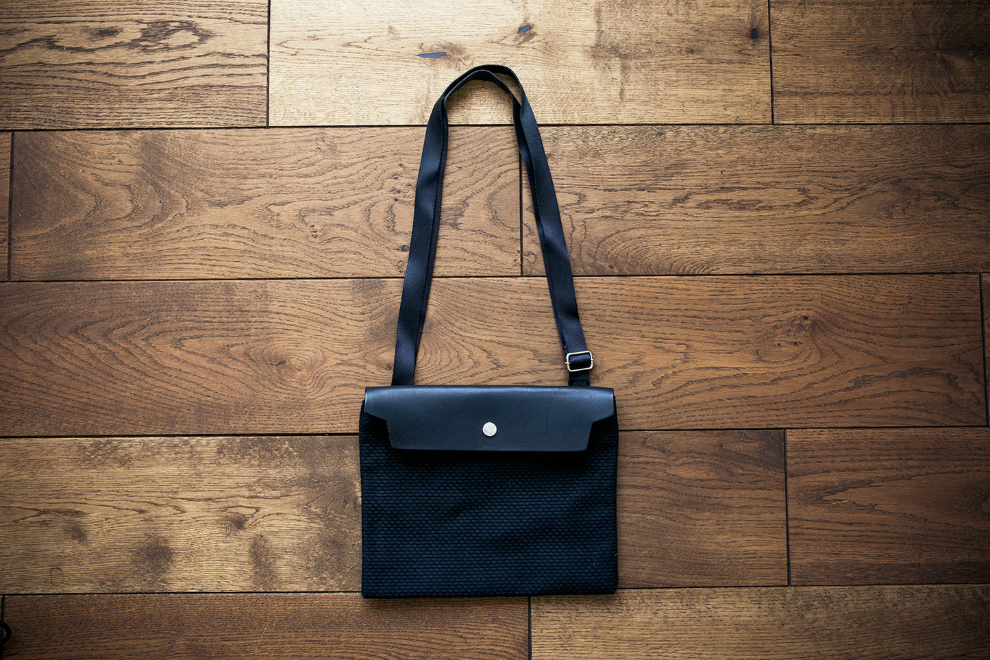 N°60 Micro shoulder medium