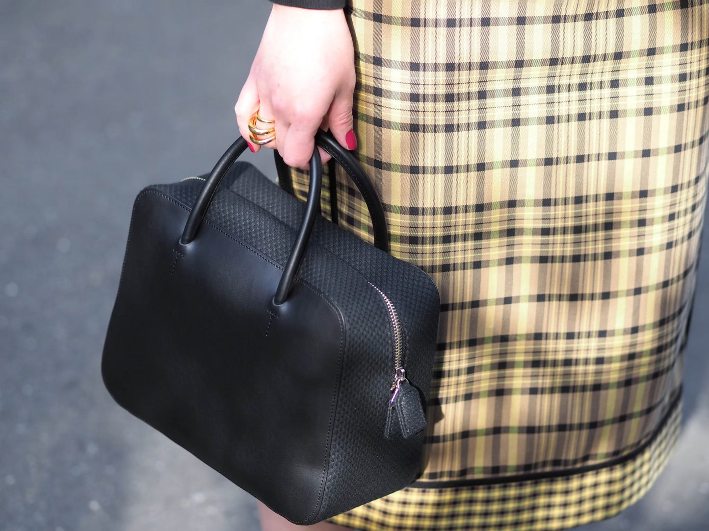 N°83 Square Zip bag medium