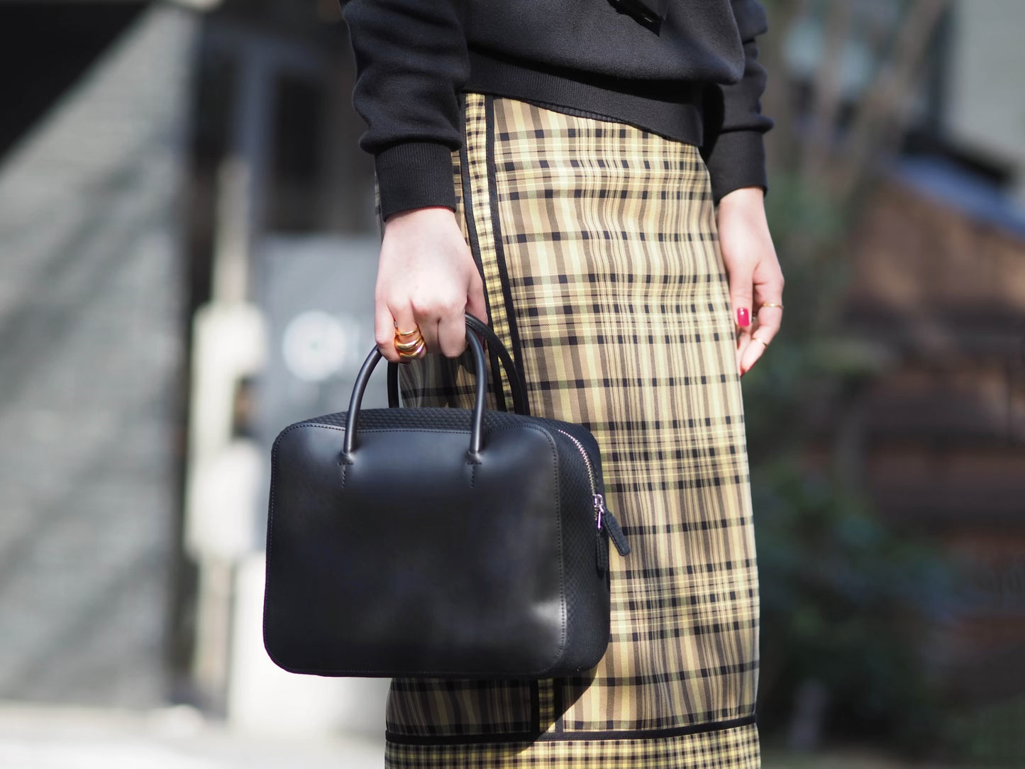 N°83 Square Zip bag medium