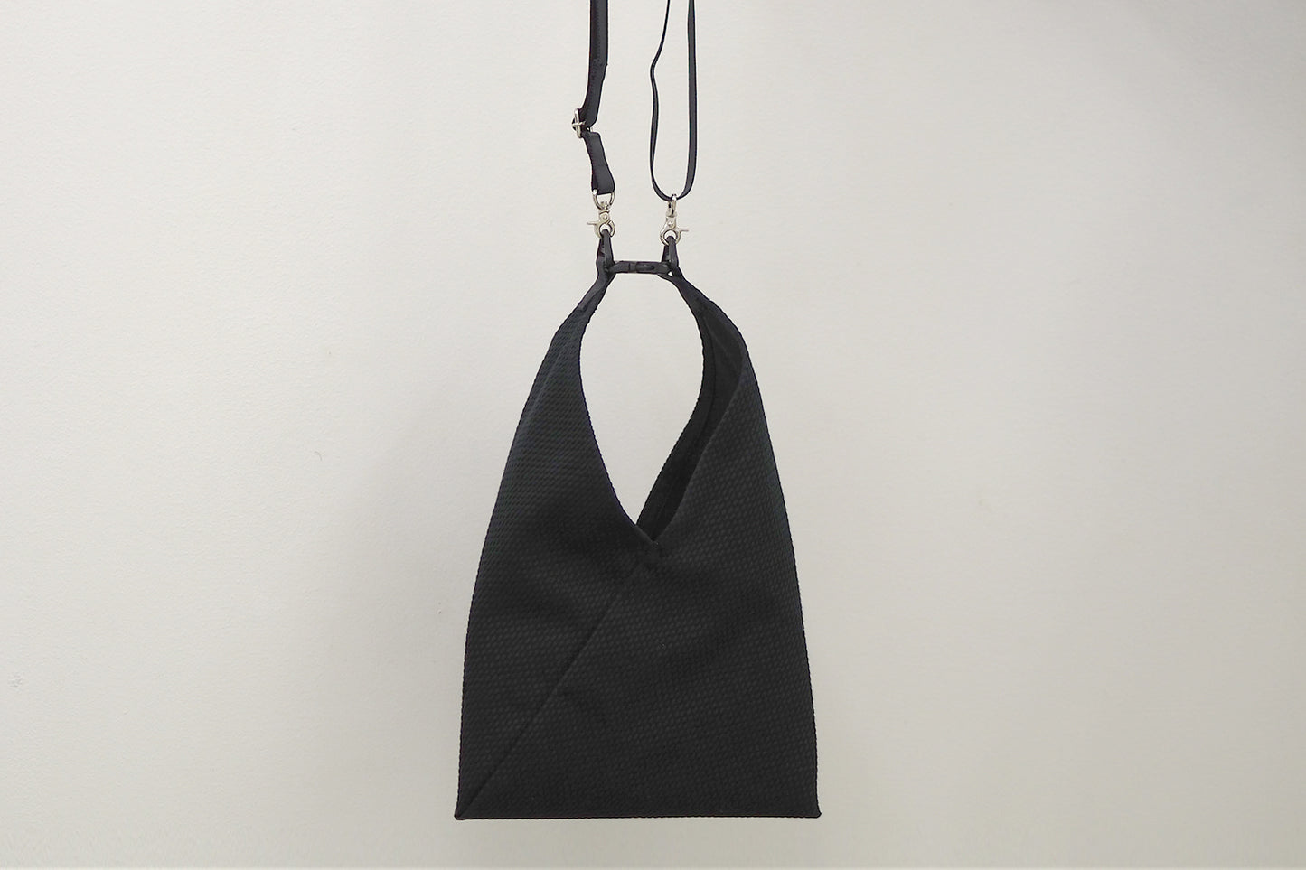 N°89 Triangle tote mini