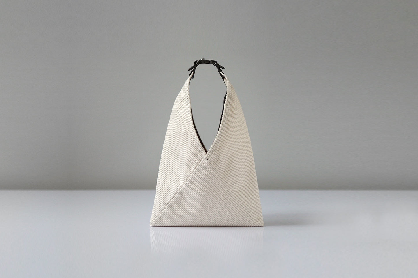 N°89 Triangle tote mini